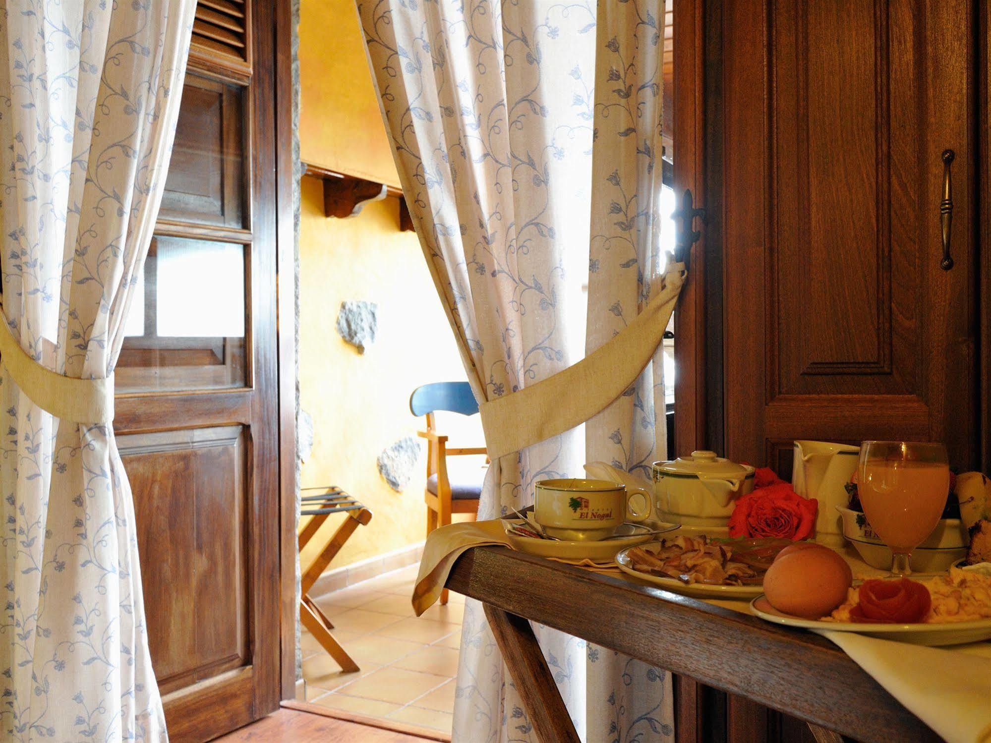 El Nogal Hotel Boutique & Spa Vilaflor Bagian luar foto